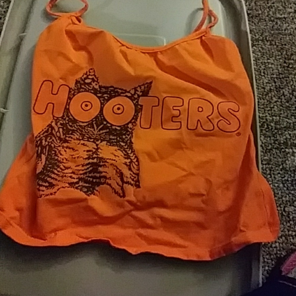 Hooters  small orange tank top *never worn